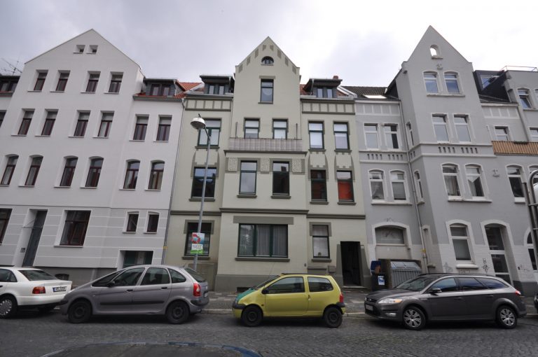 Altbau-Mehrfamilienhaus mit Garten / Aufteilerobjekt 